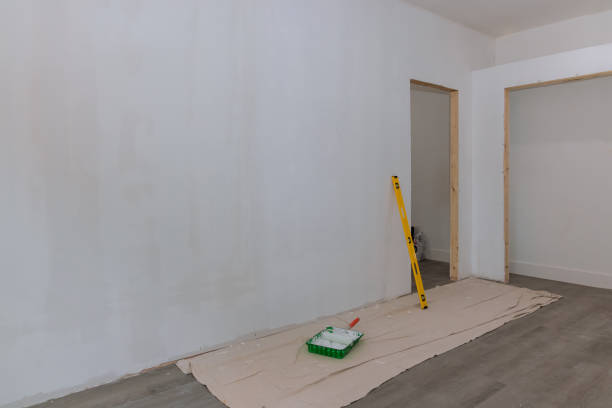 Best Mold Odor Removal Services  in Compton, CA